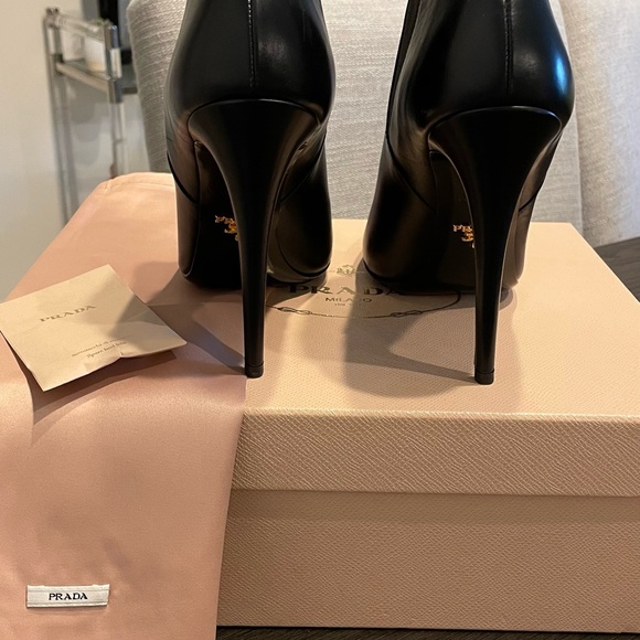 Prada booties size 40 - Picture 10 of 10